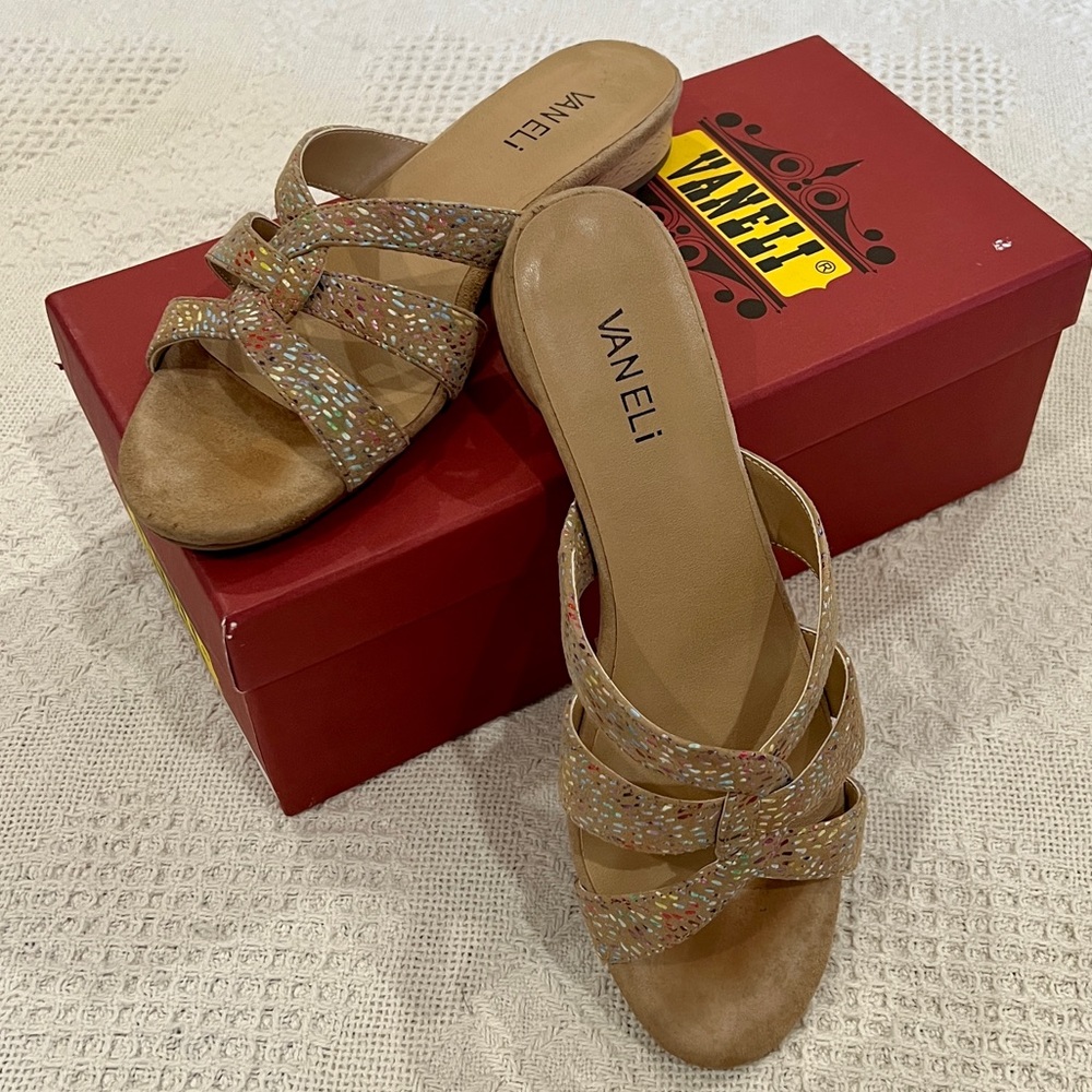 Vaneli Barto Taupe Multi Mosa Sandals